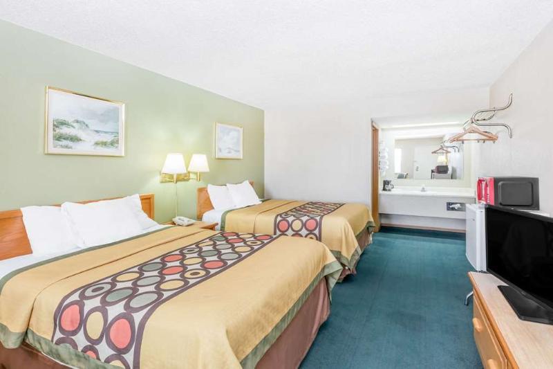 Hotel Super 8 By Wyndham Butler Esterno foto